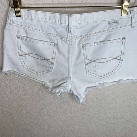 A&F White Jean Shorts - Picture 3 of 3